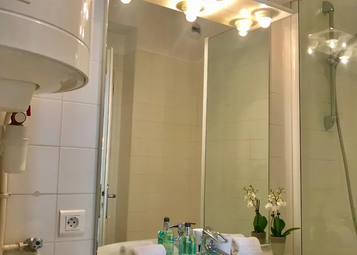 Balcony Apartment Pimms