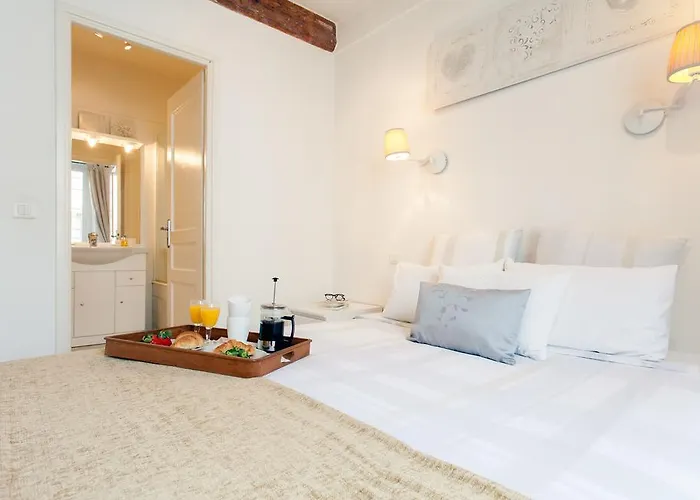 Balcony Apartment Pimms 公寓