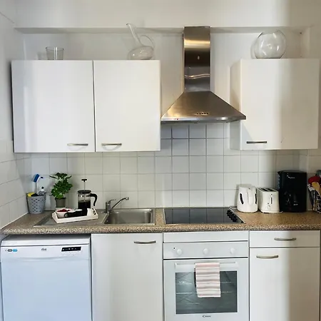 Apartamento Balcony In Heart Of Old Antibes, Ac, View