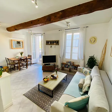 Balcony In Heart Of Old Antibes, Ac, View Apartamento