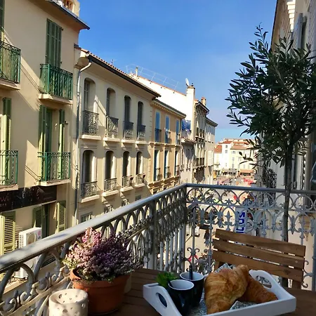 Balcony In Heart Of Old Antibes, Ac, View