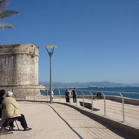Balcony In Heart Of Old Antibes, Ac, View Apartamento *