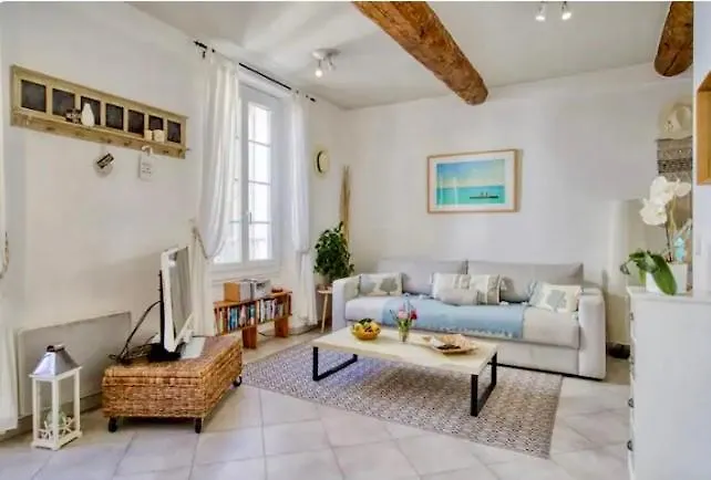 Apartamento Balcony In Heart Of Old Antibes, Ac, View