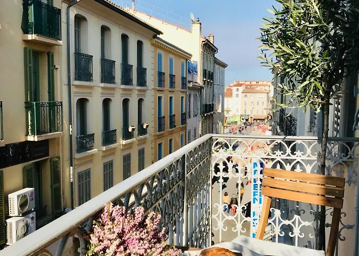Balcony In Heart Of Old Antibes, Ac, View Antibes